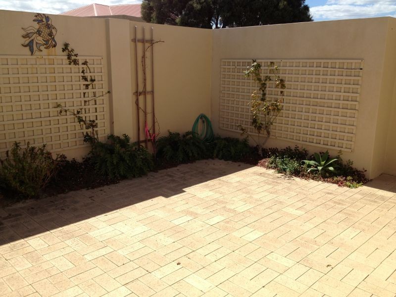 12 Sceptre Court, Two Rocks WA 6037