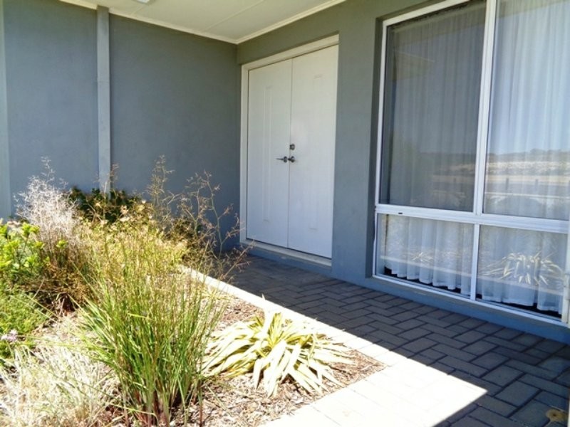 9 McClements Drive, Yanchep WA 6035
