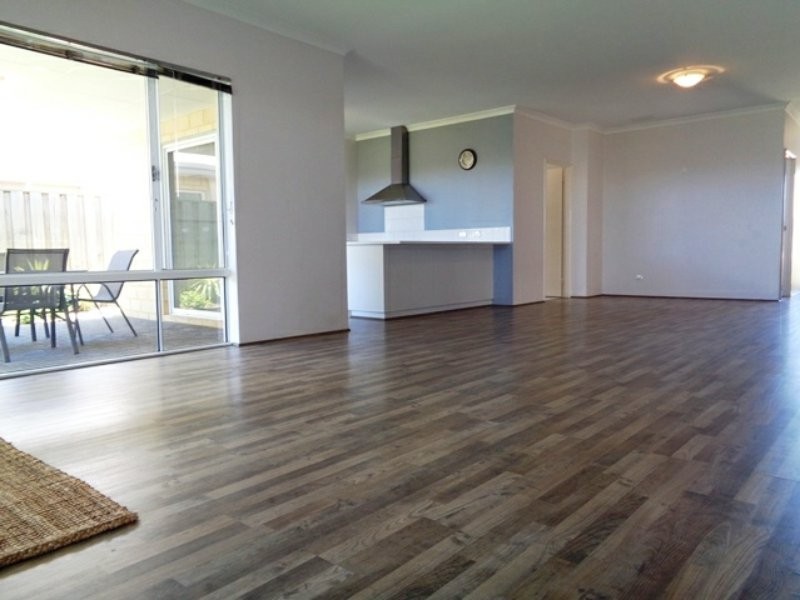 9 McClements Drive, Yanchep WA 6035