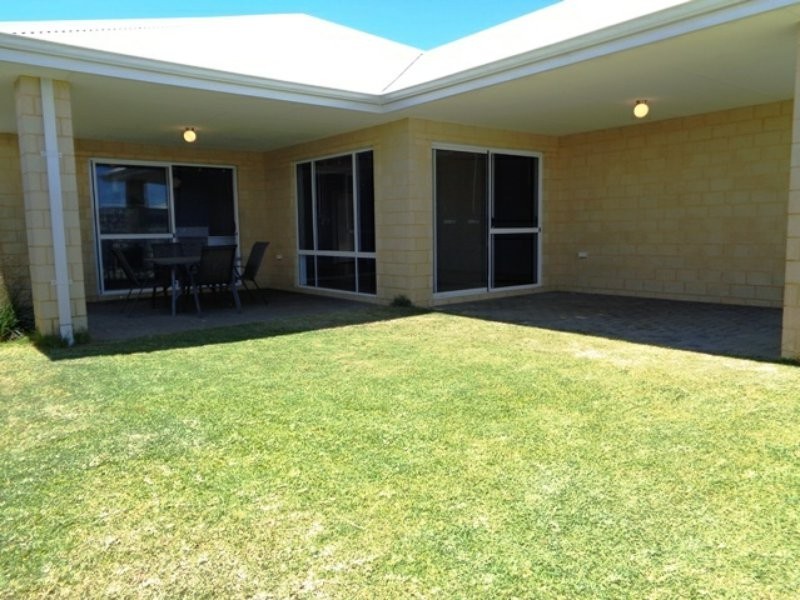 9 McClements Drive, Yanchep WA 6035