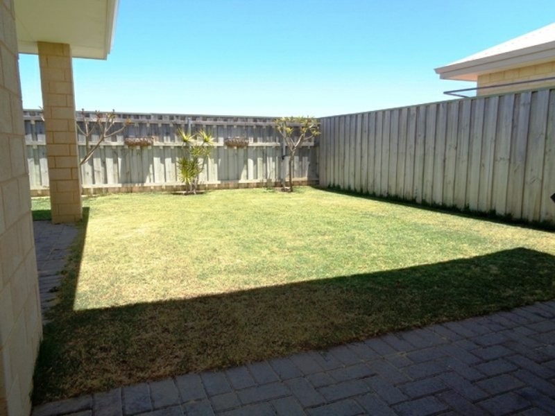 9 McClements Drive, Yanchep WA 6035