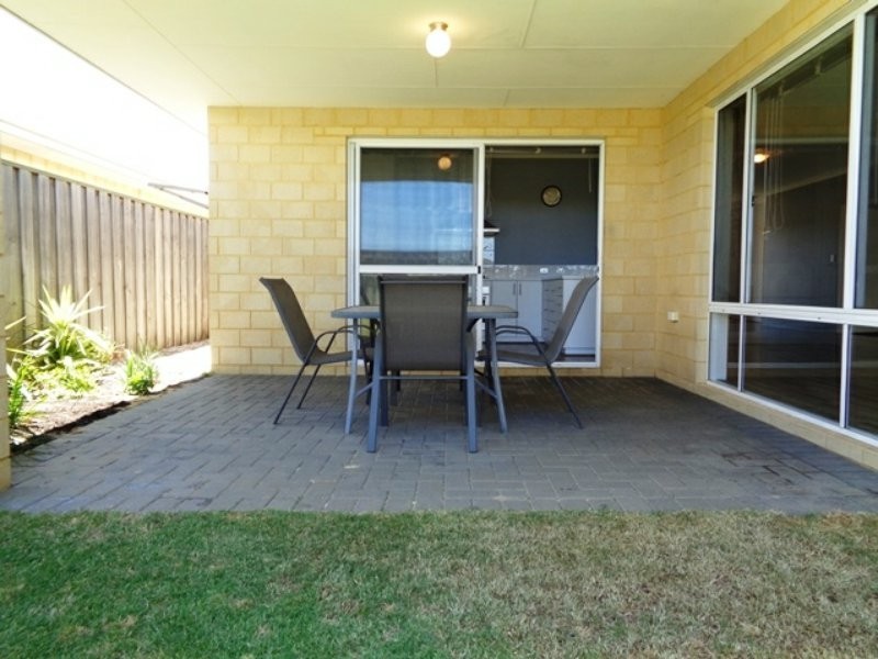 9 McClements Drive, Yanchep WA 6035