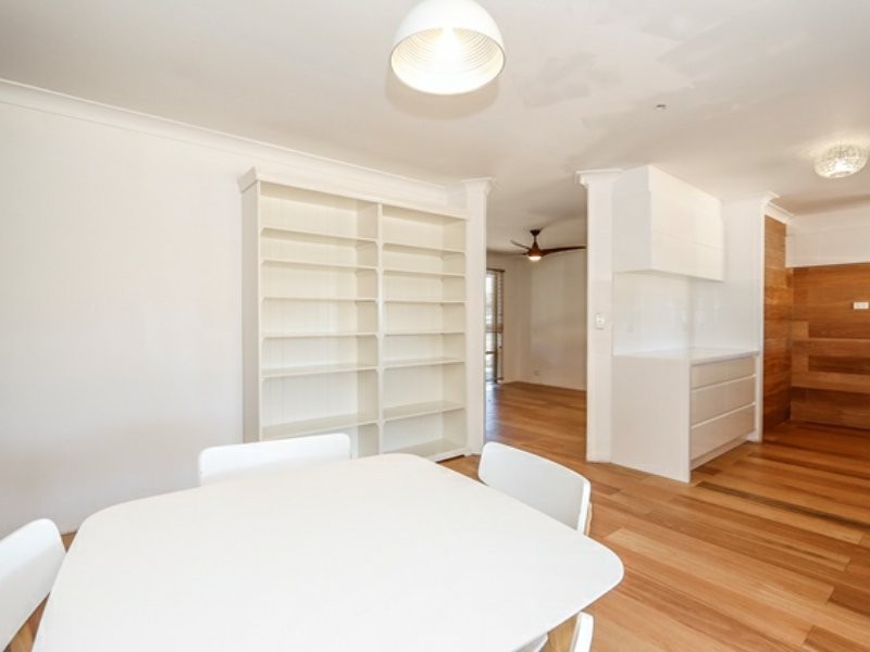 35 St Ives Drive, Yanchep WA 6035