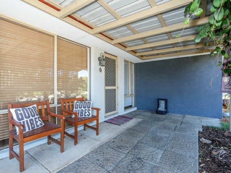 35 St Ives Drive, Yanchep WA 6035