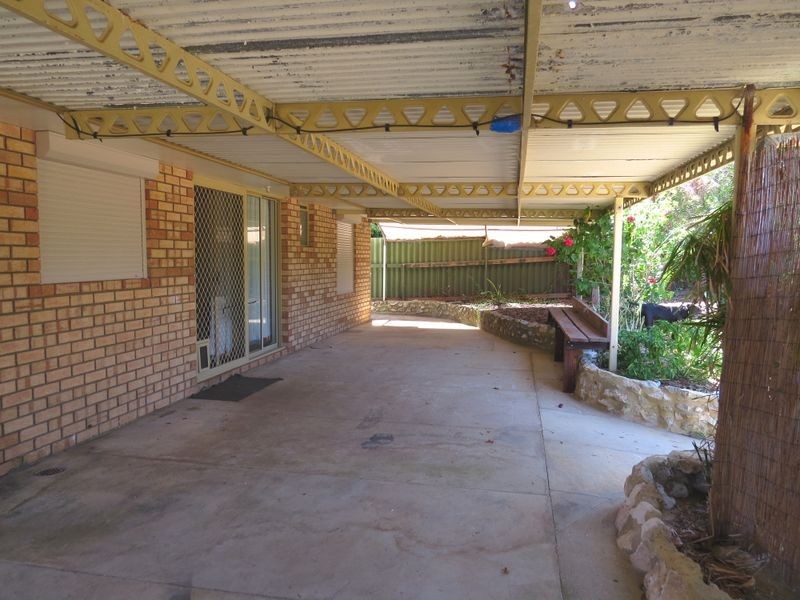 56 Whitfield Drive, Two Rocks WA 6037