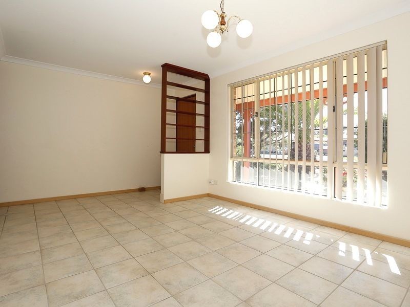 51 Whitfield Drive, Two Rocks WA 6037