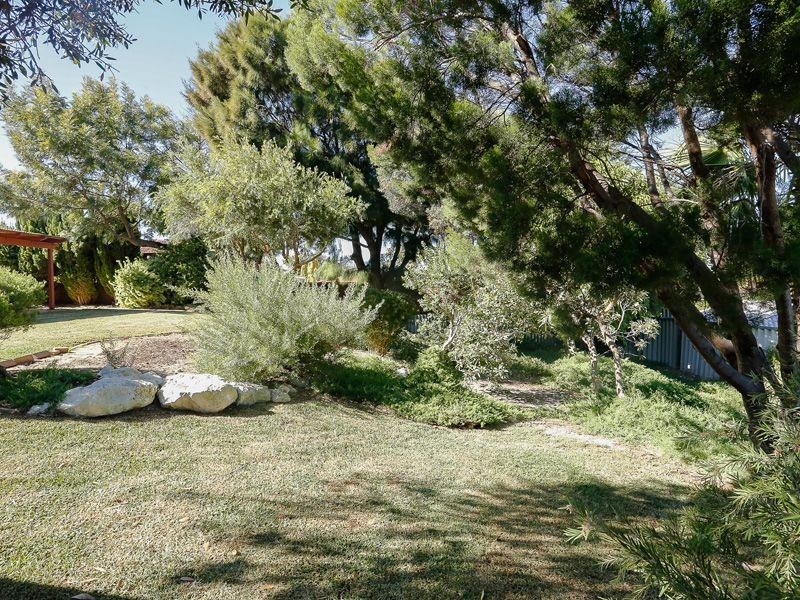 51 Whitfield Drive, Two Rocks WA 6037