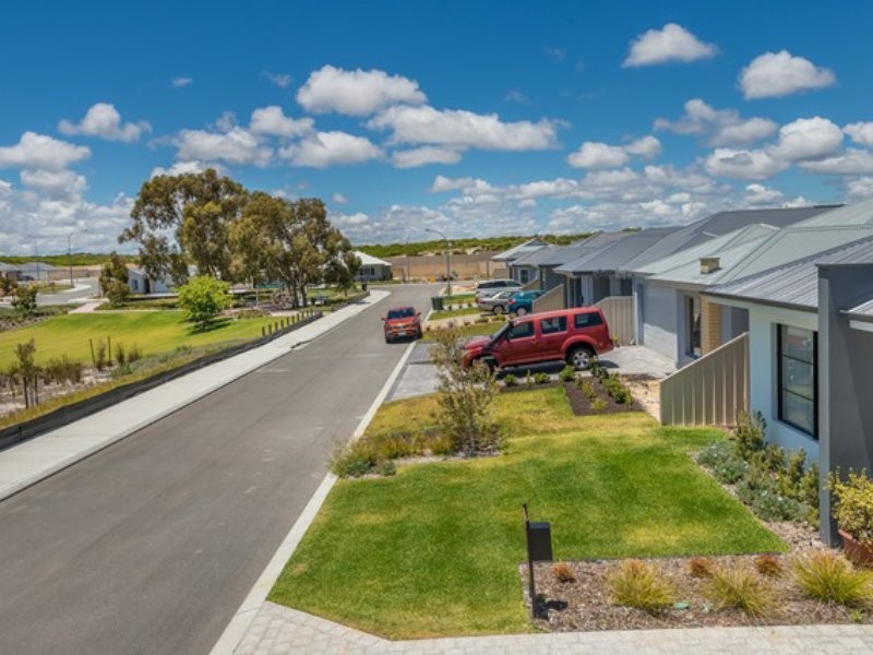 13 Wirrah Way, Two Rocks WA 6037