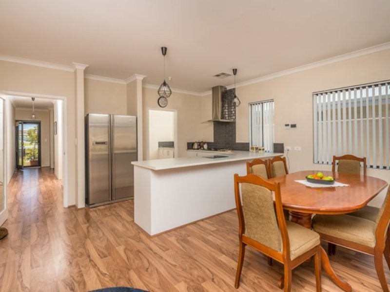 13 Wirrah Way, Two Rocks WA 6037