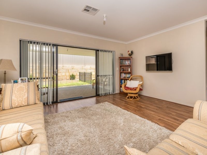 13 Wirrah Way, Two Rocks WA 6037