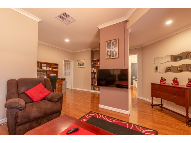 95 Heffron Way, Gabbadah WA 6041