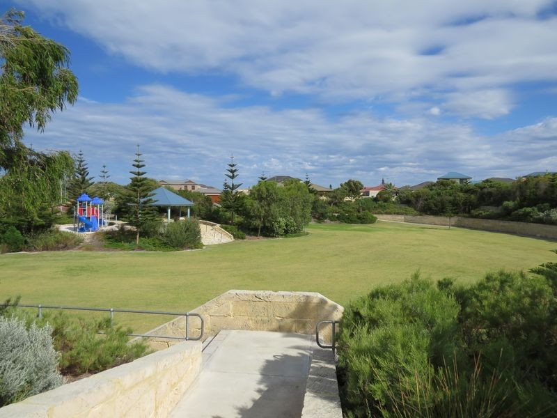 4 Cobia Vista, Yanchep WA 6035