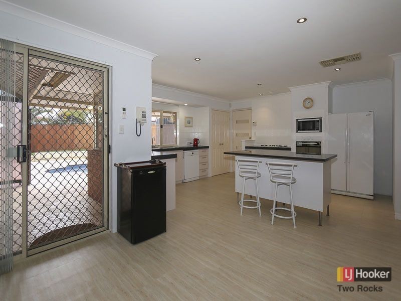 8 Vitex Court, Woodvale WA 6026