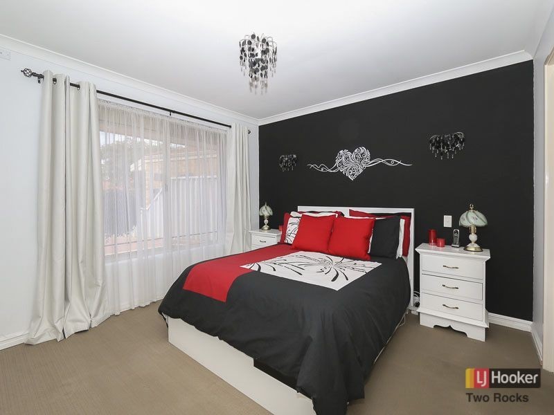 8 Vitex Court, Woodvale WA 6026