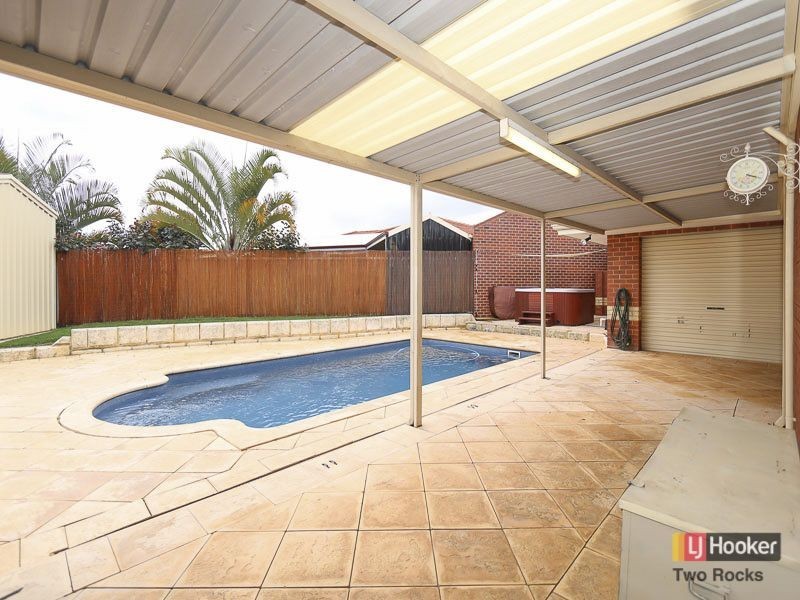 8 Vitex Court, Woodvale WA 6026