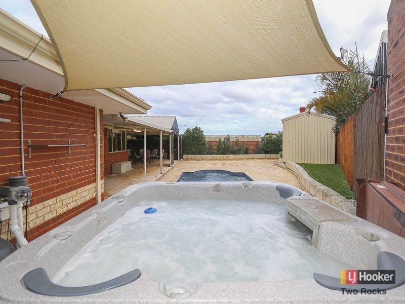 8 Vitex Court, Woodvale WA 6026