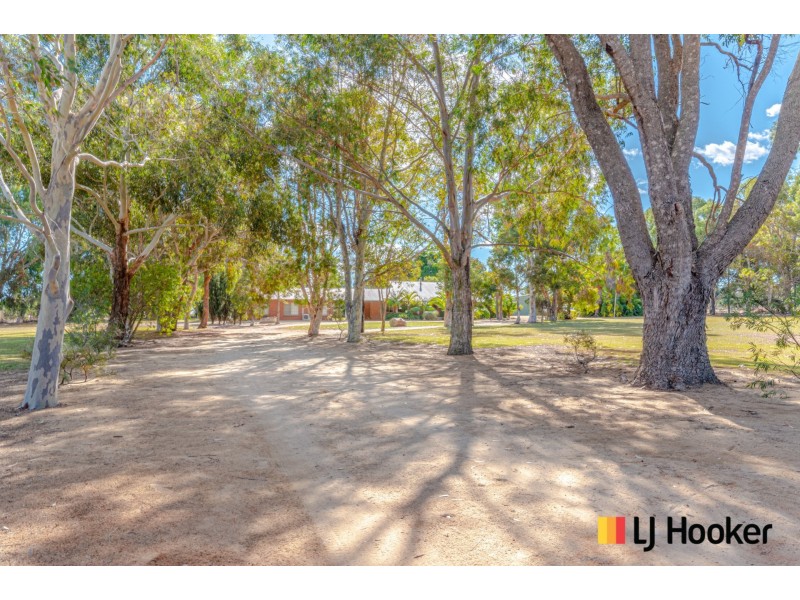 44 Blue Gum Crescent, Gabbadah WA 6041