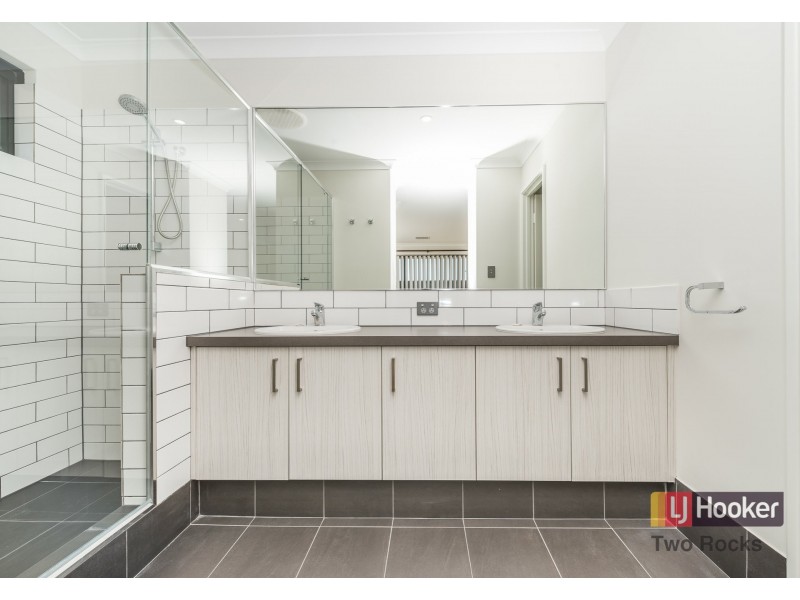 19 Pinehurst Street, Yanchep WA 6035