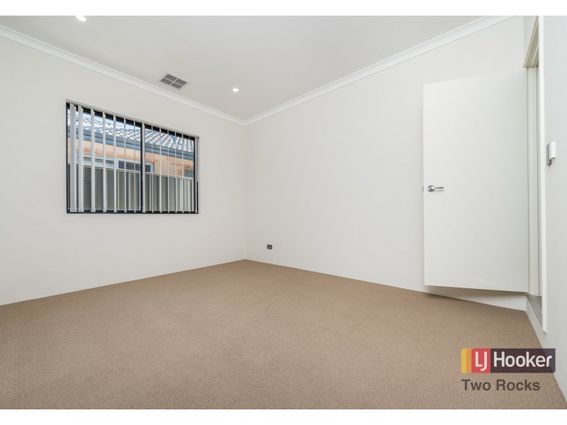 19 Pinehurst Street, Yanchep WA 6035