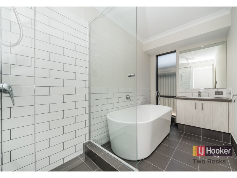 19 Pinehurst Street, Yanchep WA 6035