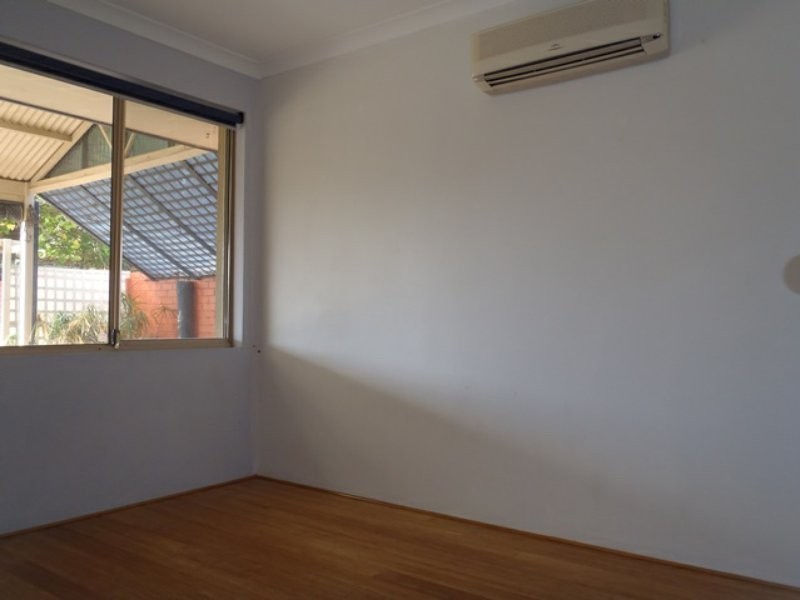 6 Intrepid Court, Two Rocks WA 6037