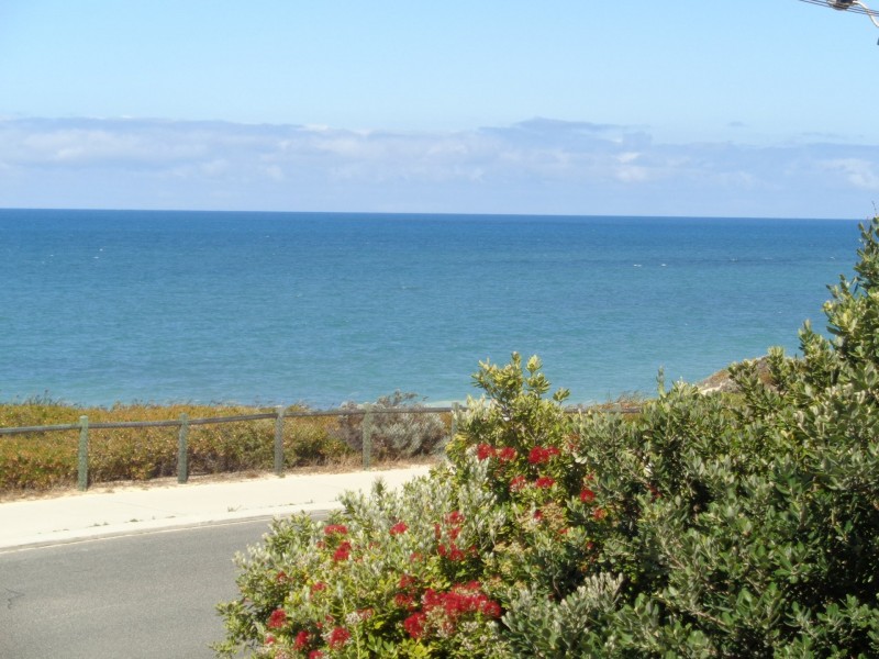 25A Compass Circle, Yanchep WA 6035