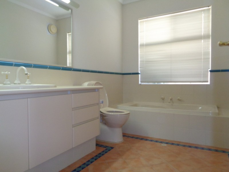 25A Compass Circle, Yanchep WA 6035