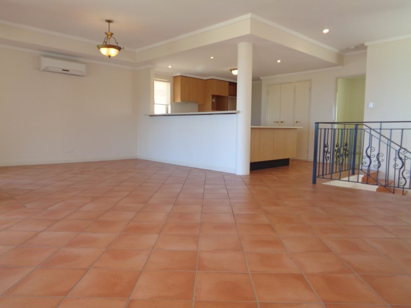 25A Compass Circle, Yanchep WA 6035