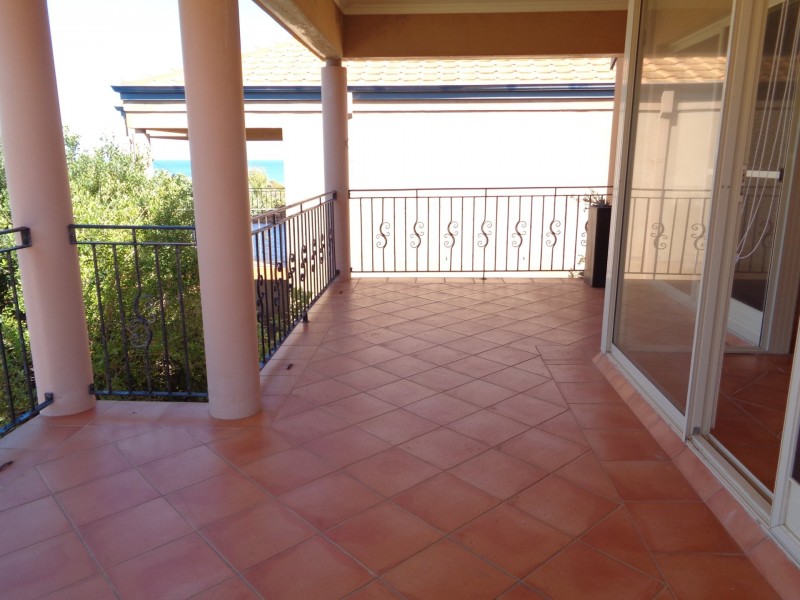 25A Compass Circle, Yanchep WA 6035