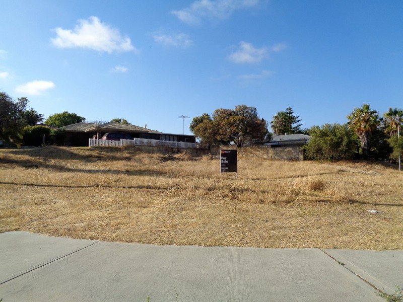 123 St Andrews Drive, Yanchep WA 6035