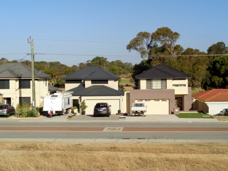 123 St Andrews Drive, Yanchep WA 6035