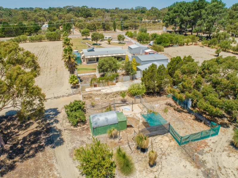 327 King Drive, Woodridge WA 6041