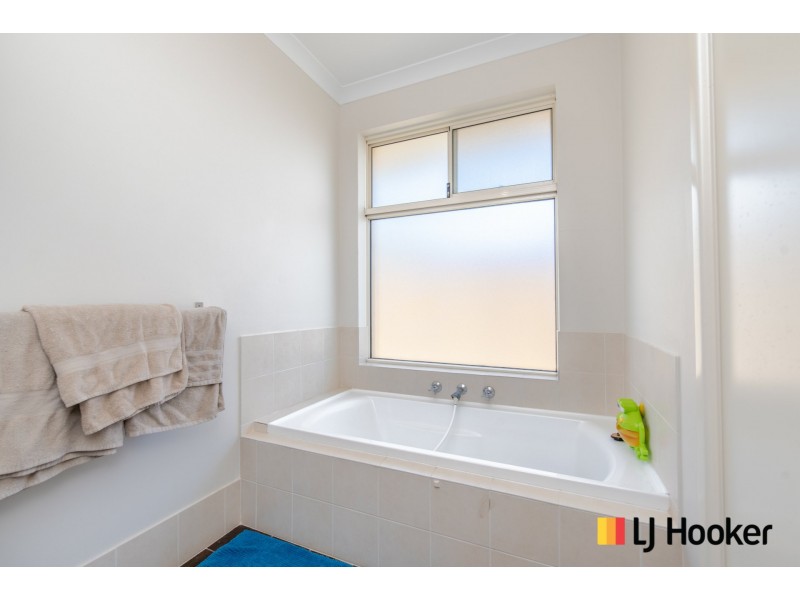 15 Bundegi Way, Two Rocks WA 6037