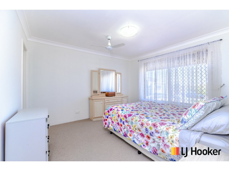 27 Carfax Place, Two Rocks WA 6037