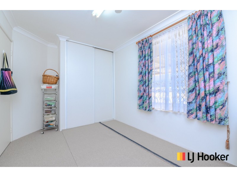 27 Carfax Place, Two Rocks WA 6037