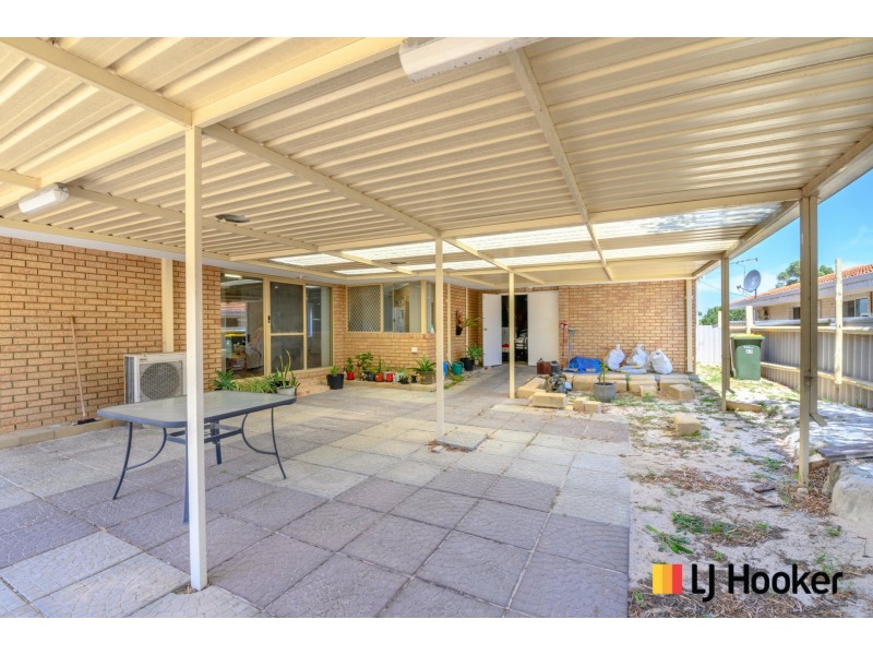 27 Carfax Place, Two Rocks WA 6037