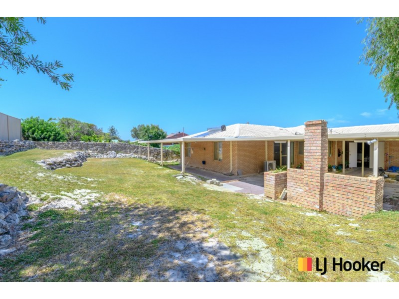 27 Carfax Place, Two Rocks WA 6037