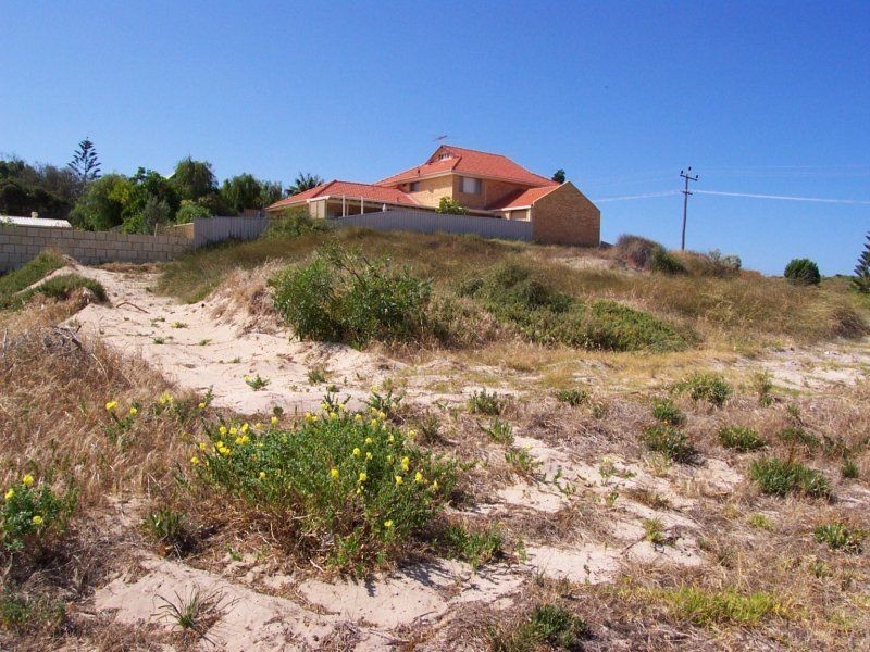 4 Finden Street, Two Rocks WA 6037