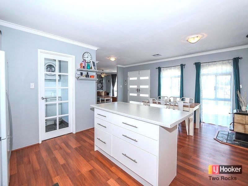 6 Dale Court, Two Rocks WA 6037