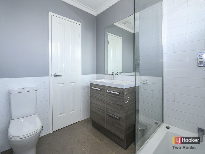 6 Dale Court, Two Rocks WA 6037