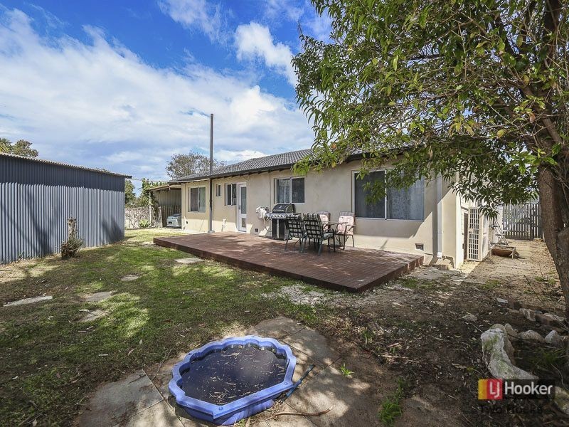 6 Dale Court, Two Rocks WA 6037