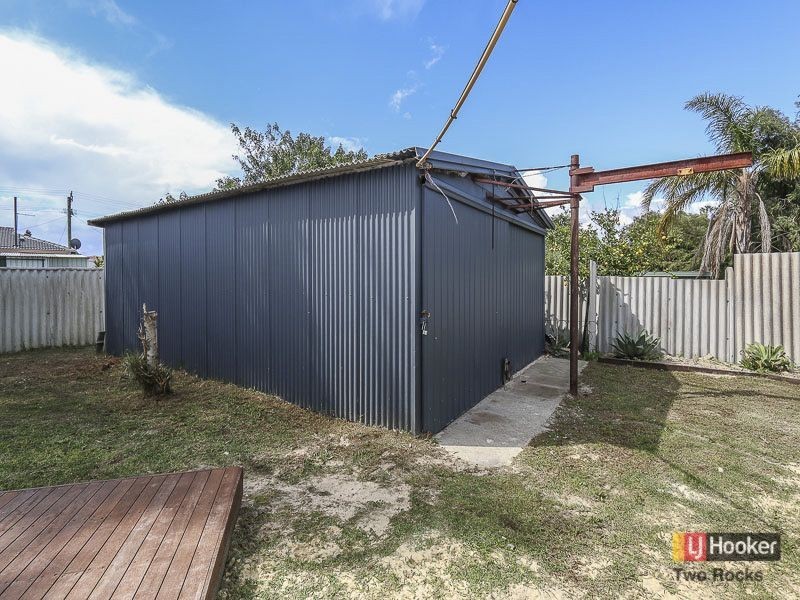 6 Dale Court, Two Rocks WA 6037