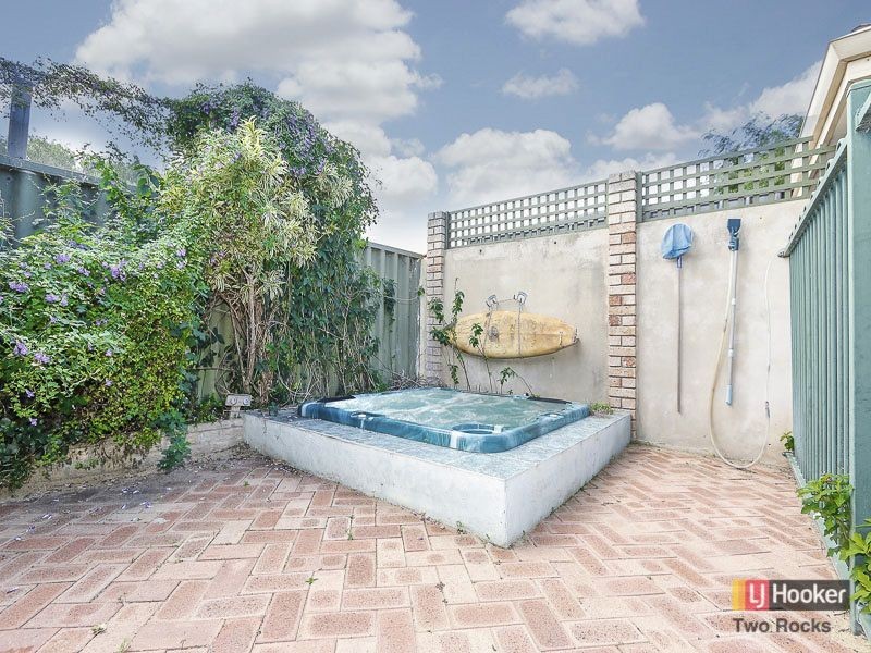 3A Charnwood Place, Two Rocks WA 6037