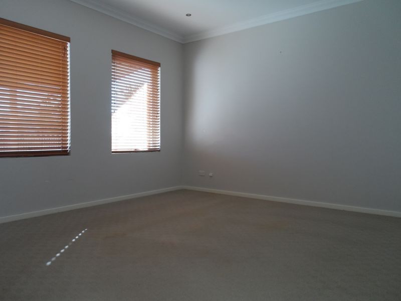 48 Lindsay Beach Boulevard, Yanchep WA 6035