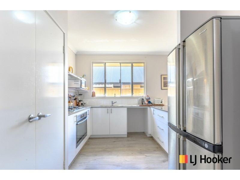 14 Broadhurst Way, Two Rocks WA 6037