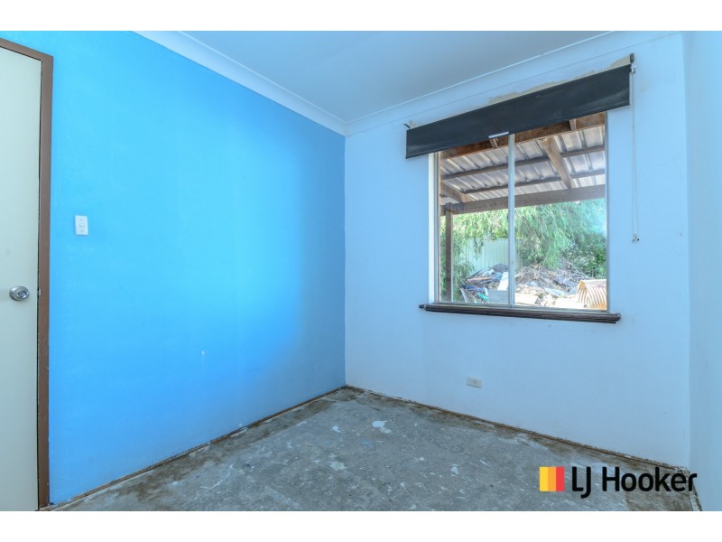 18 Blaxland Avenue, Two Rocks WA 6037