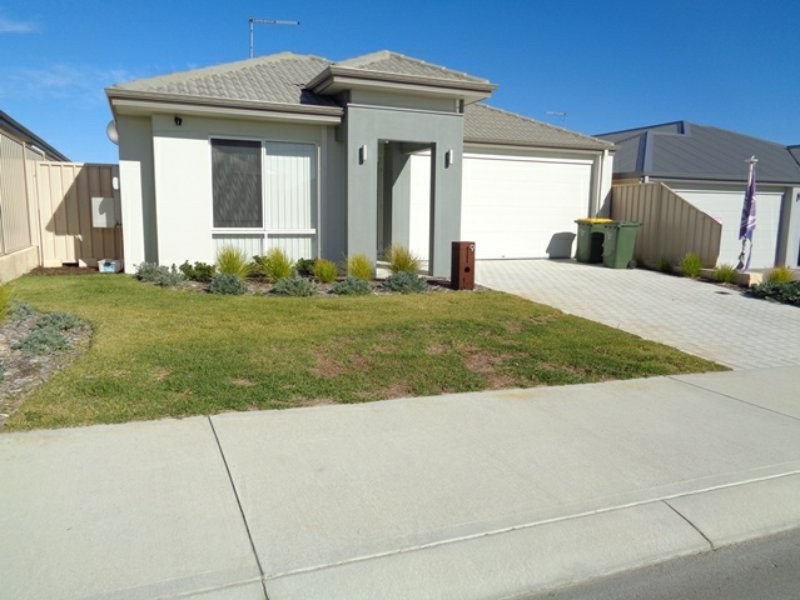 9 Mulloway Street, Two Rocks WA 6037