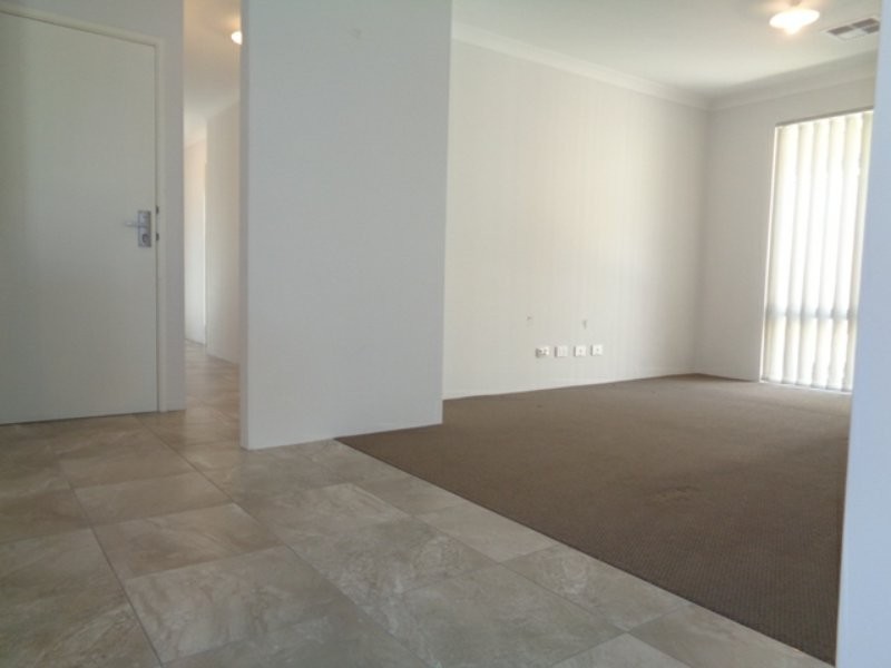 9 Mulloway Street, Two Rocks WA 6037