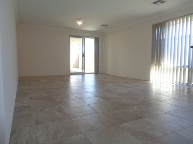 9 Mulloway Street, Two Rocks WA 6037