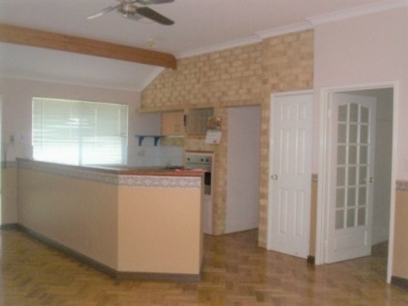 5 Livonia Place, Two Rocks WA 6037